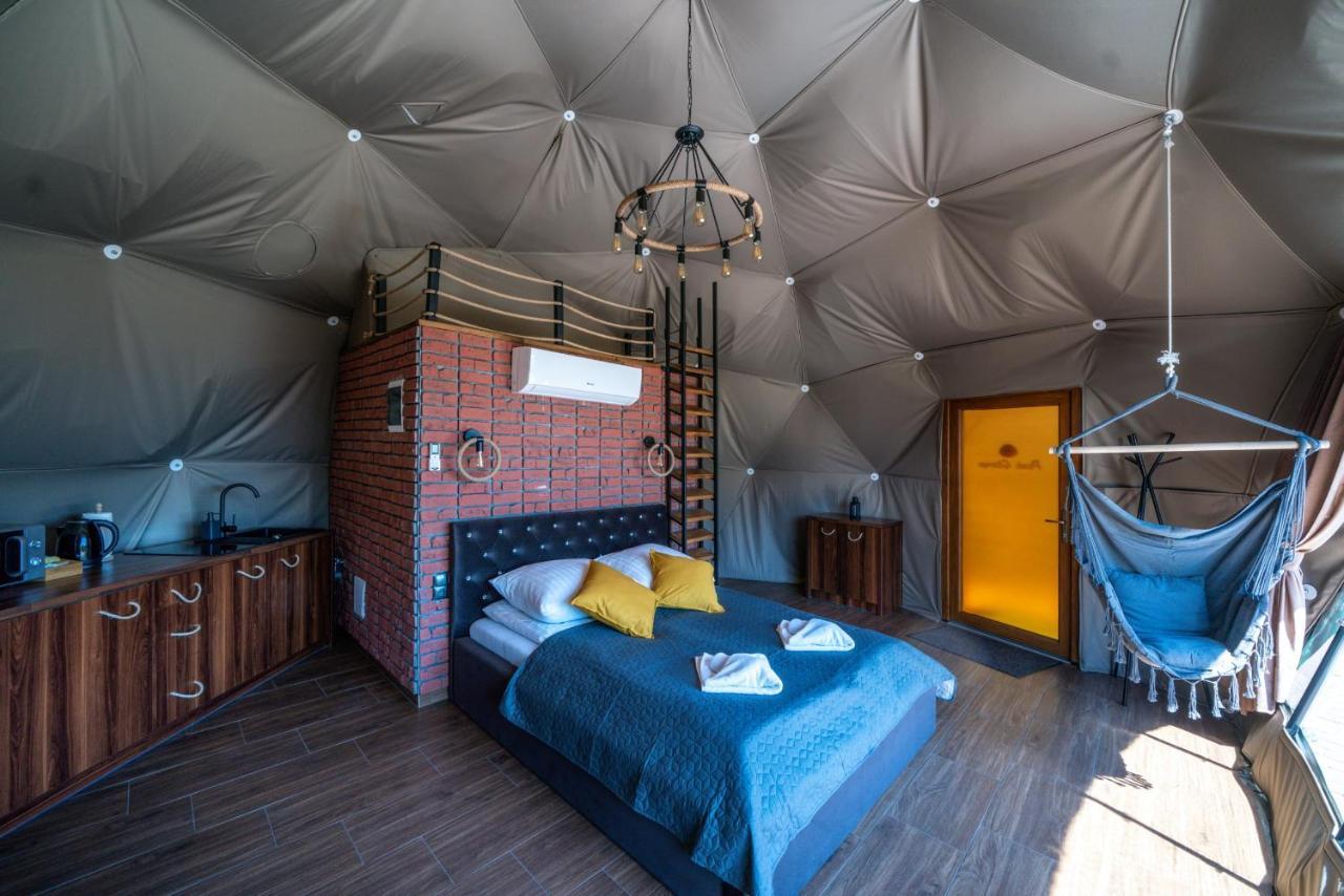Peak Glamp & Jacuzzi Hotel Zakopane Exterior photo